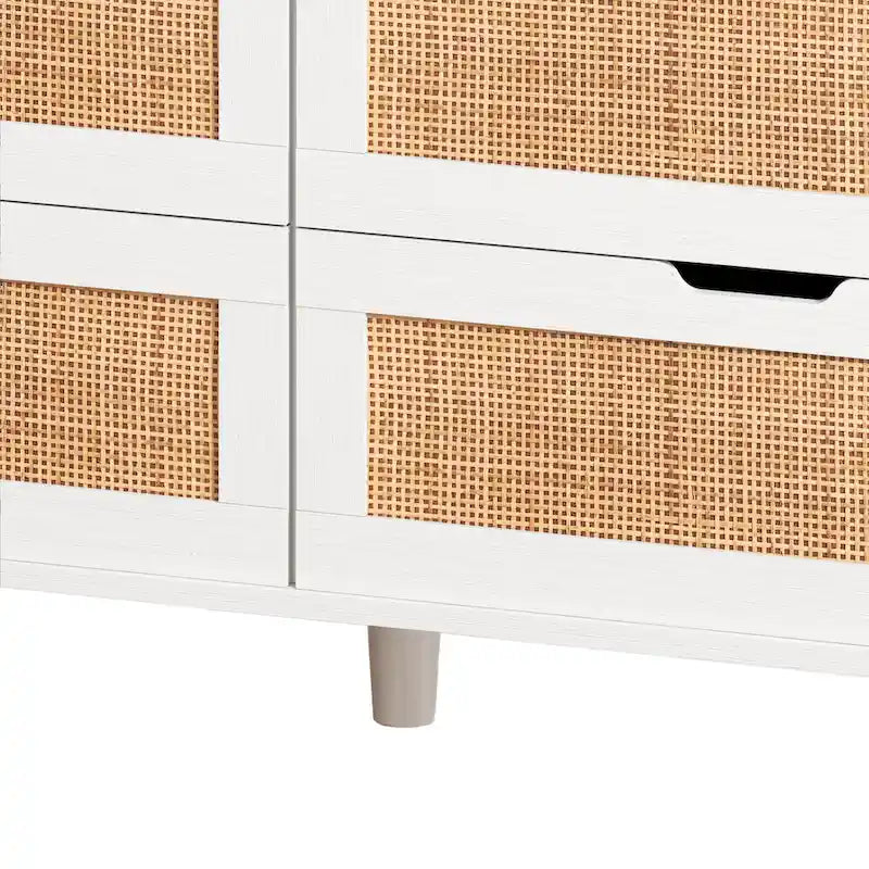 Weißer Rattanschrank mit sechs Schubladen, LED-Leuchten und Steckdose