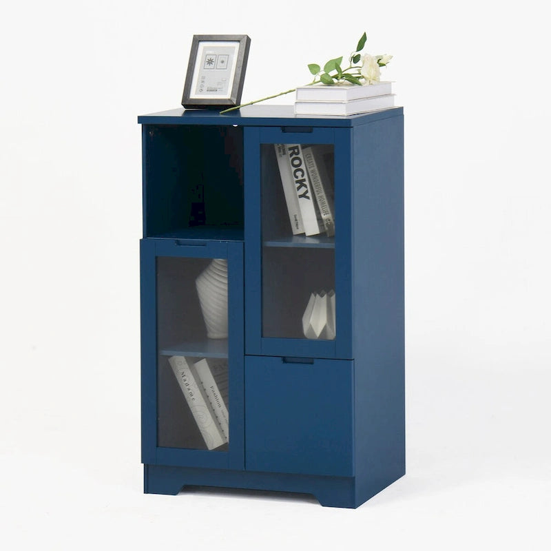 Moderne houten opbergkast met twee glazen deuren